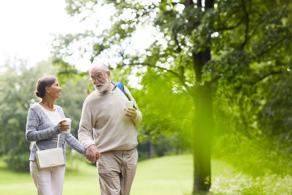 6 tips om rugklachten tijdens het wandelen te voorkomen